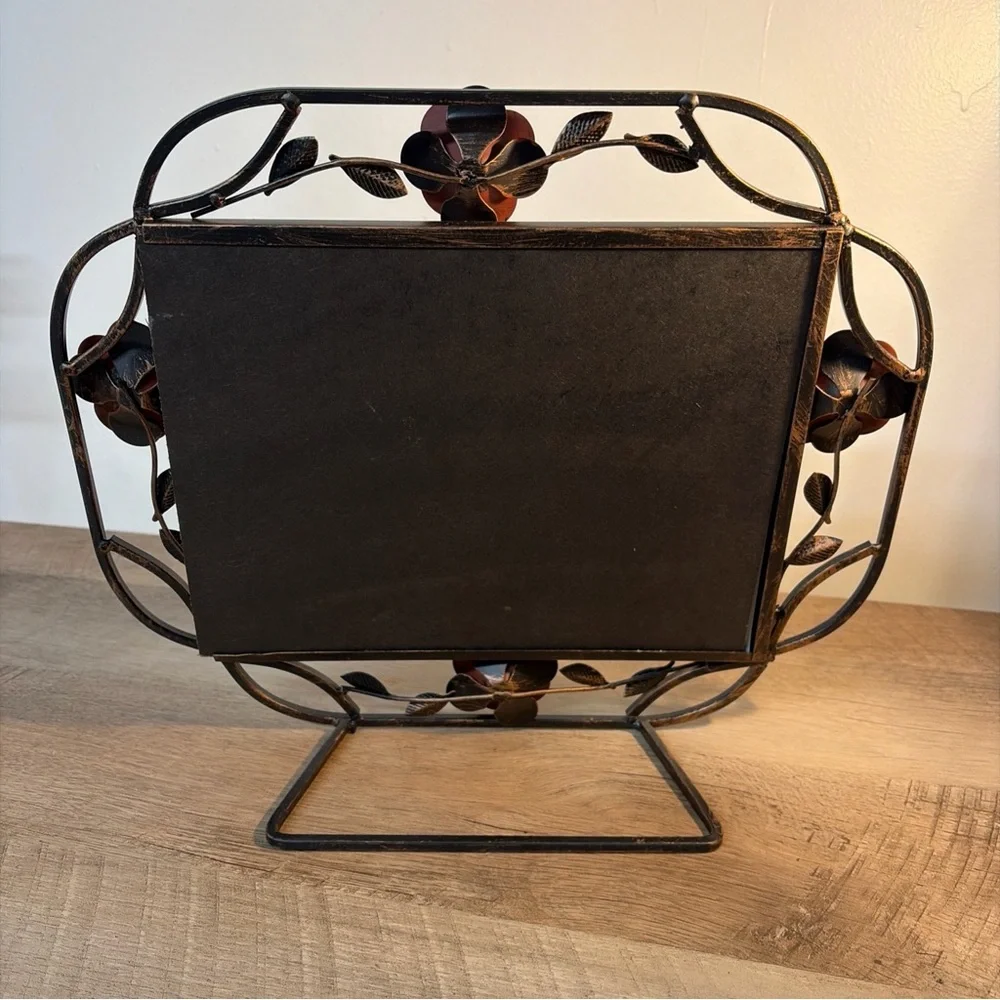 Elegant Metal Floral Picture Frame 10x8
